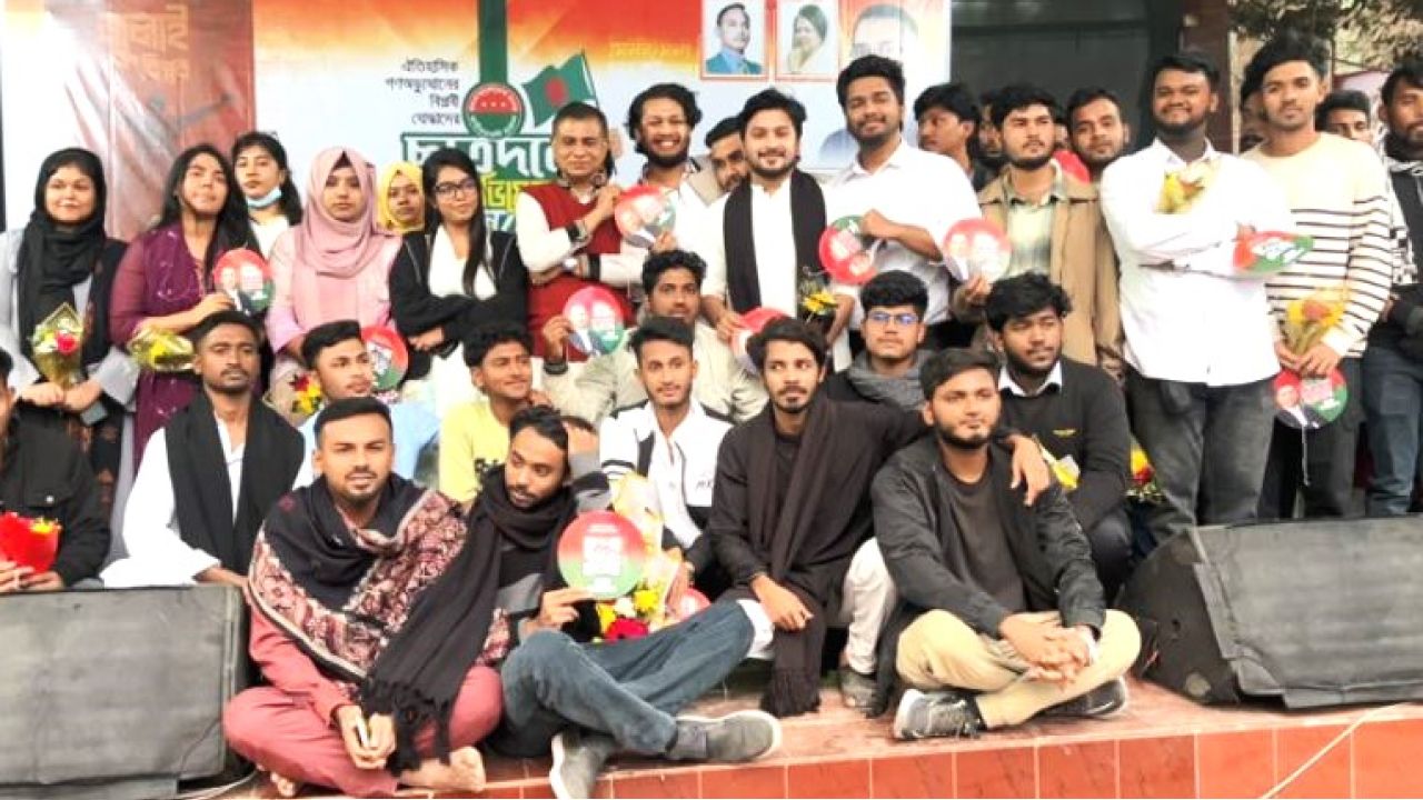 ছাত্রদলে যোগ দিলেন জুলাই গণঅভ্যুত্থানে অংশ নেওয়া শতাধিক শিক্ষার্থী