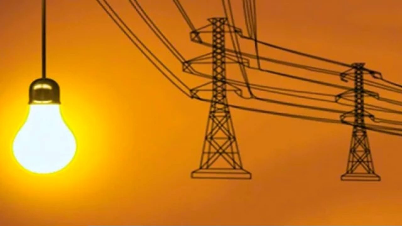 বরিশালে ঘণ্টায় ঘণ্টায় লোডশেডিং, জনজীবন স্থবির ও বিপাকে ব্যবসায়ীরা 