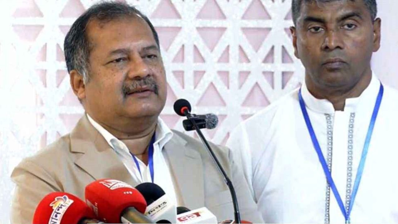  ৩০ লাখ কোটি টাকার ঋণের বোঝা পেয়েছি: তথ্যমন্ত্রী